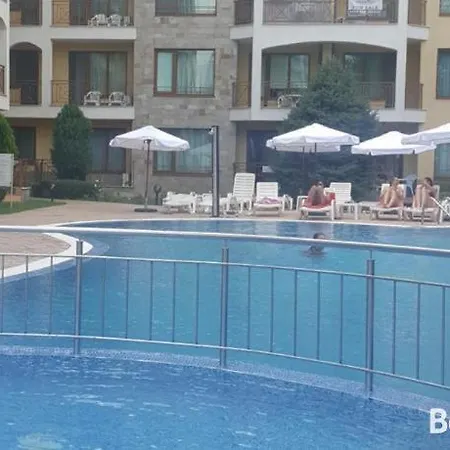 Golden Dreams B 3 Апартамент